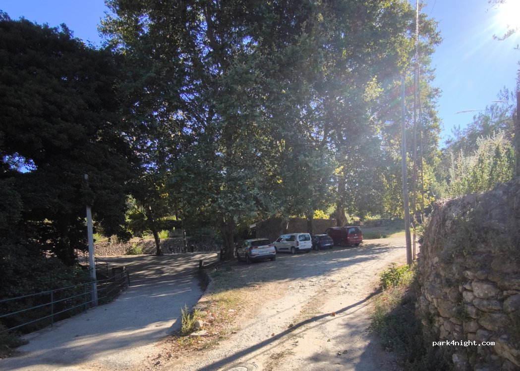 (10892) San Martín de Trevejo - Avenida Chafaril — foto