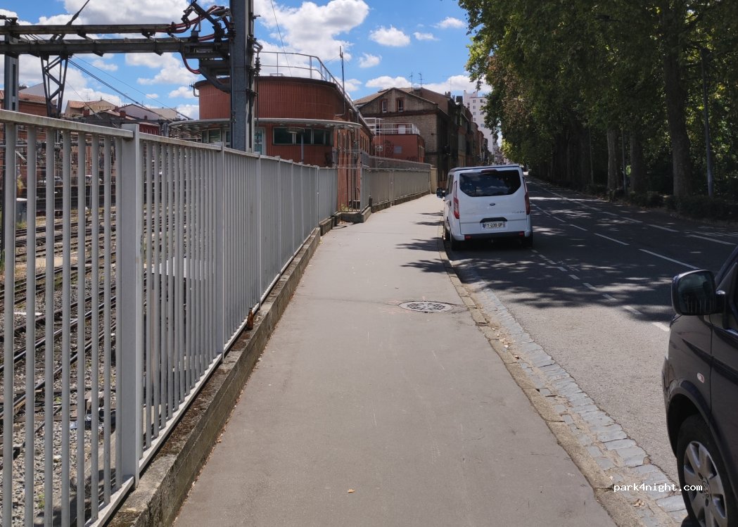 (31500) Toulouse - 57 Boulevard de la Gare — foto