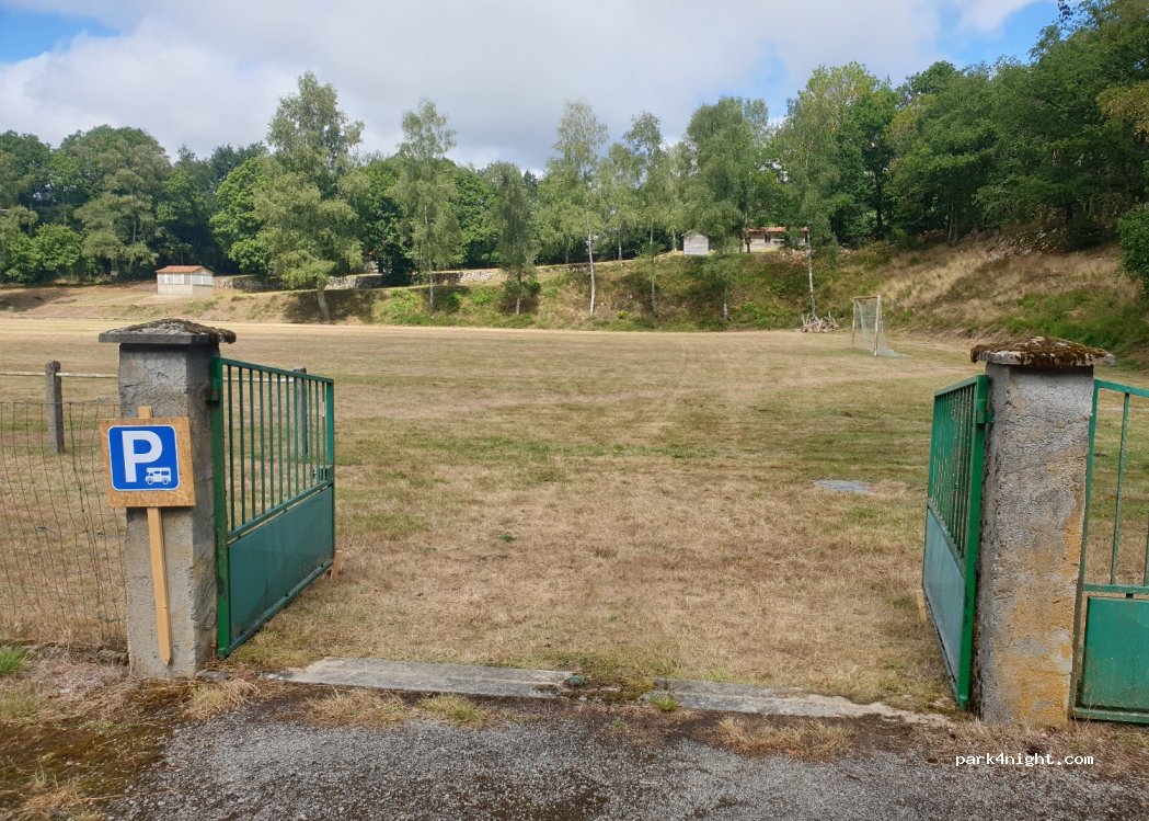(23600) Toulx-Sainte-Croix - Unnamed Road — foto