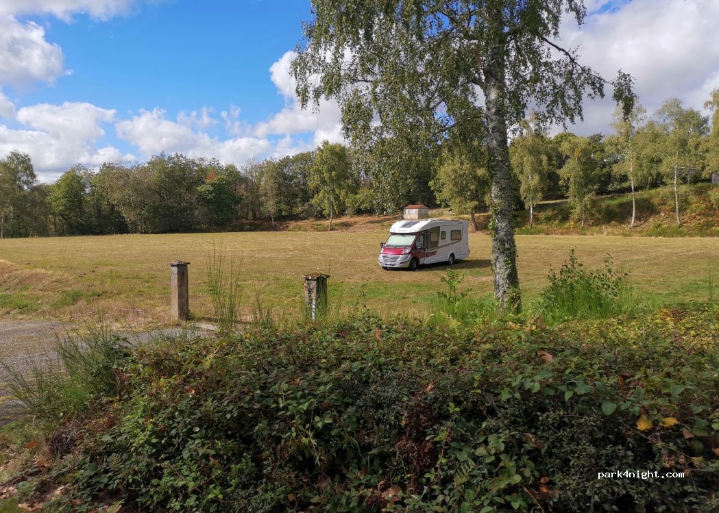 (23600) Toulx-Sainte-Croix - Unnamed Road — foto 2