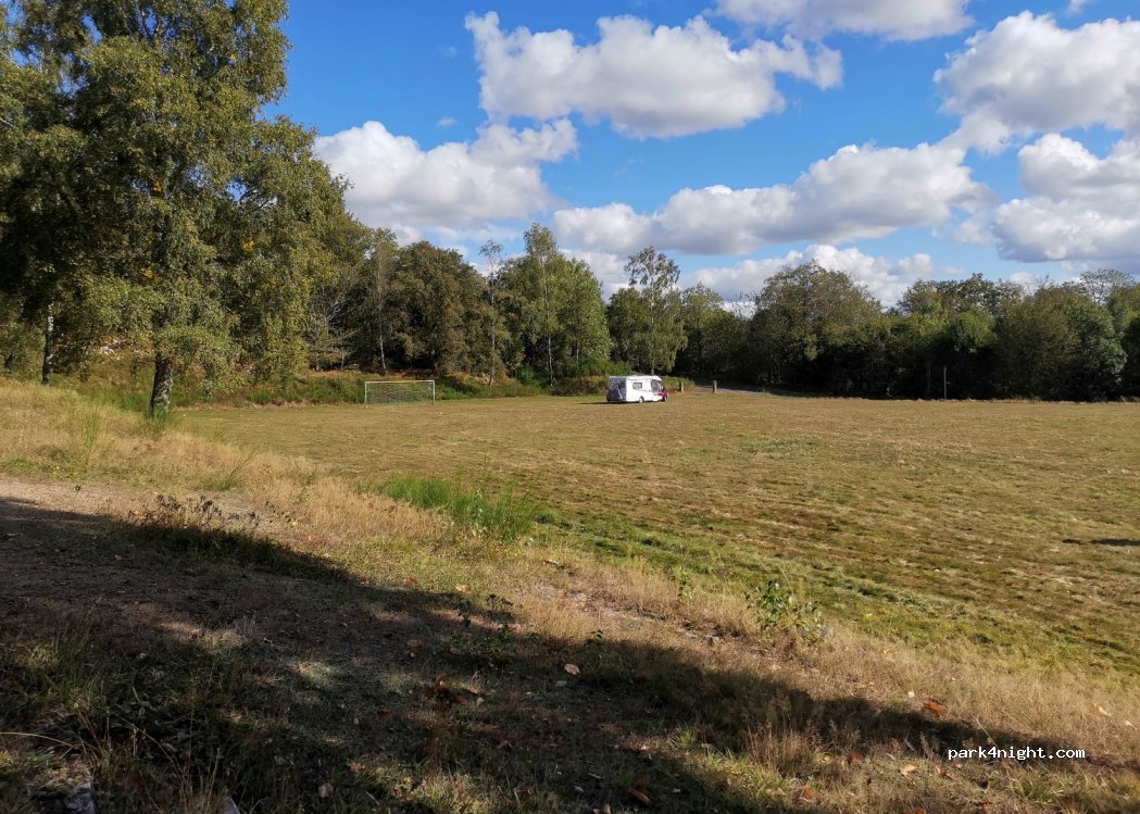 (23600) Toulx-Sainte-Croix - Unnamed Road — foto 3