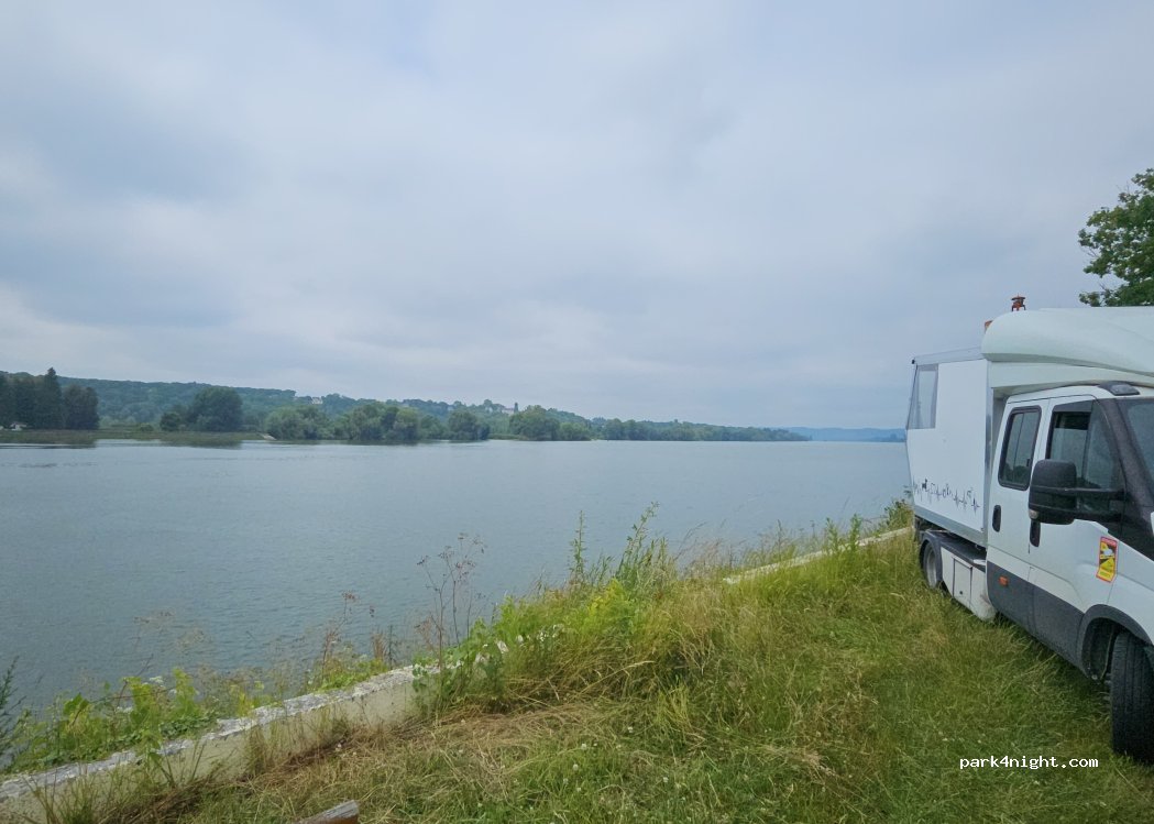(76840) Quevillon - 17 Chaussée des Vieux — foto 5