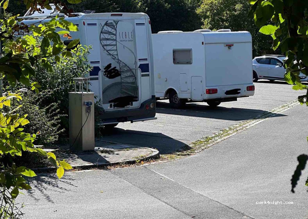 Wohnmobilstellplatz am Freibad in Oberviechtach — foto 4