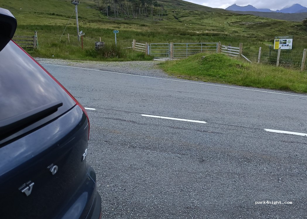 (IV49 9AX) Isle of Skye - B8083 — foto