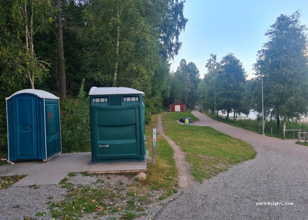 (451 93)  - 155 Helenedal Bjursjöstugan — foto 3
