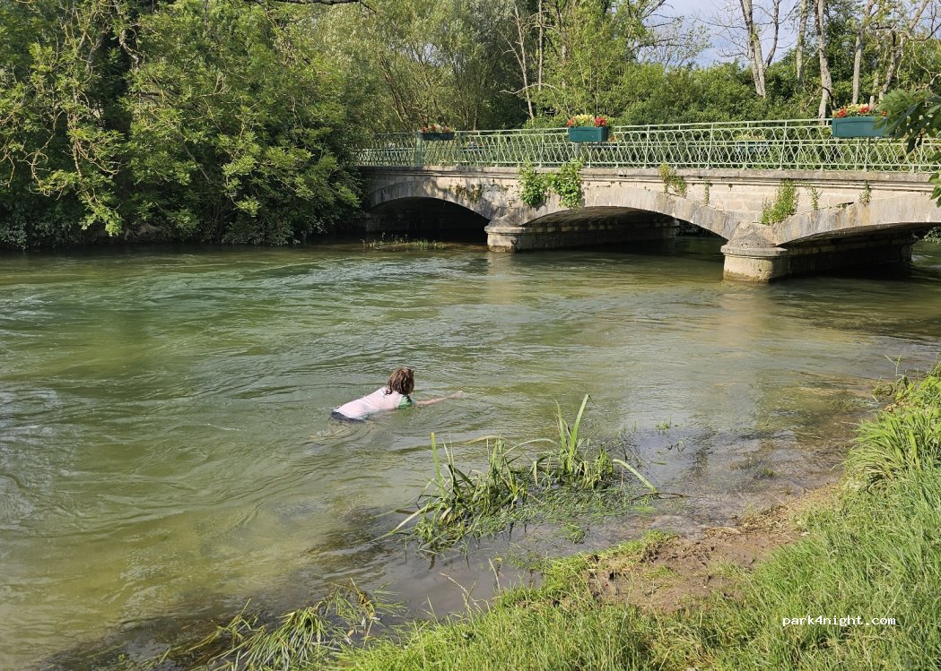 (10360) Verpillières-sur-Ource - 4 Rue du Pont — foto 4
