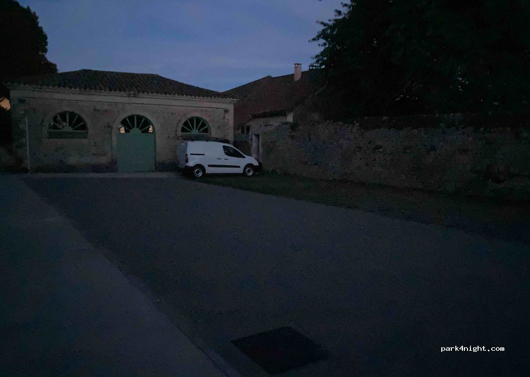 (79500) Melle - 18 Avenue du Commandant Bernier — foto 2