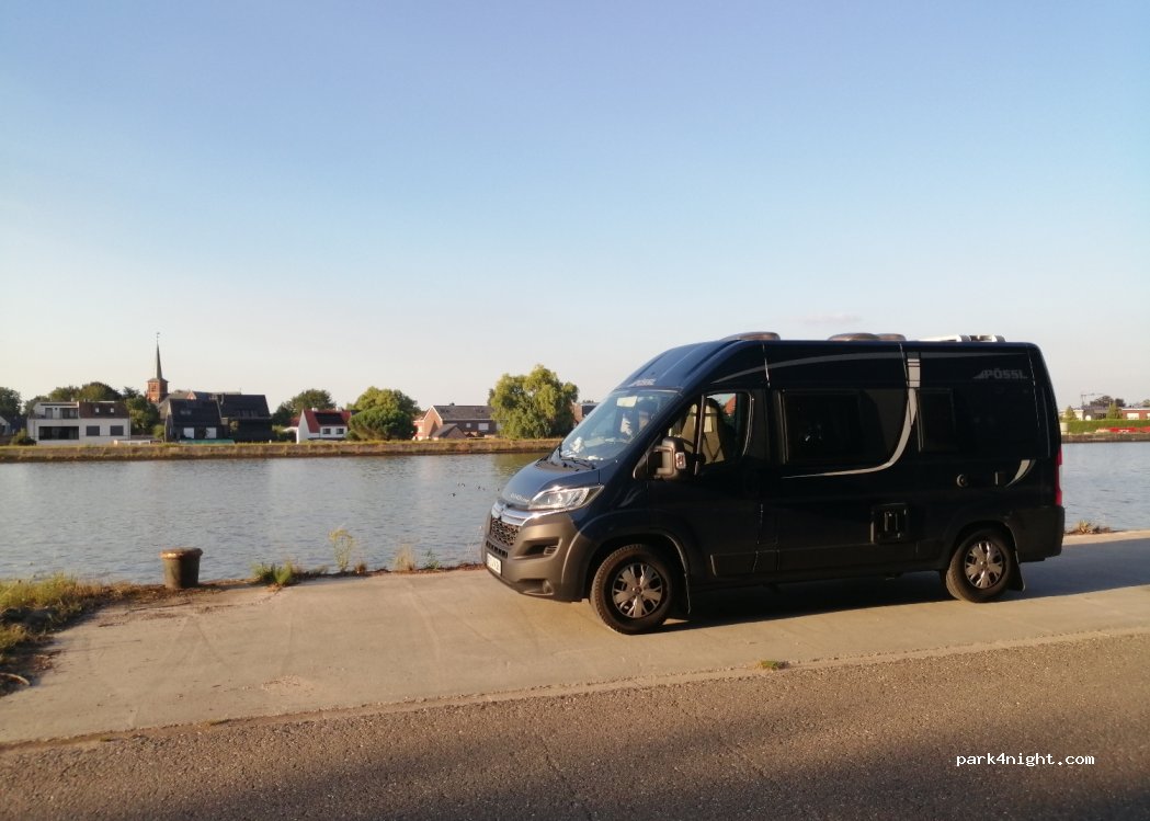 (2240) Zandhoven - 1 Robert Orlentstraat — foto