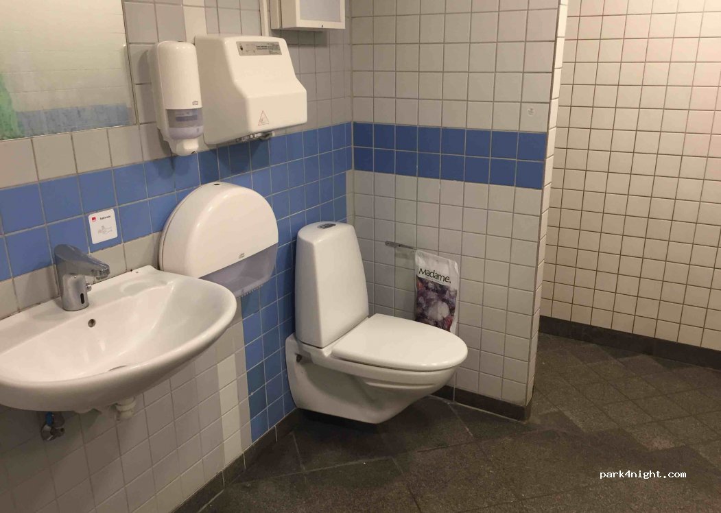 (2690) Karlslunde - 296B Køge Bugt Motorvejen — foto