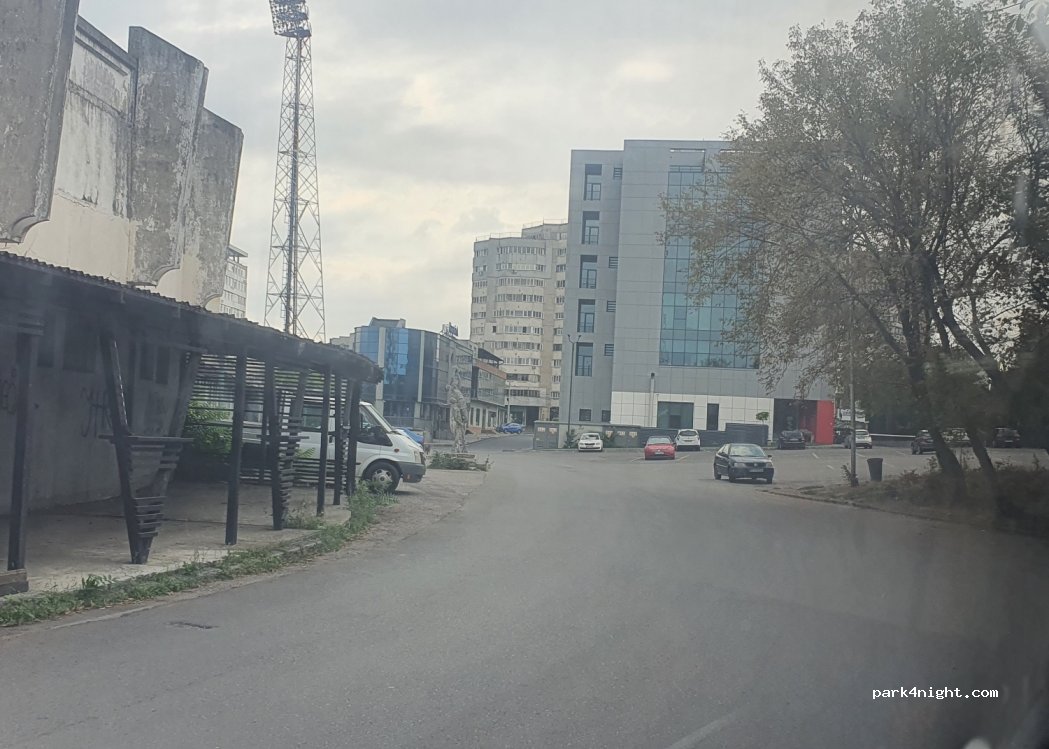 (555000) Bacău - 94 Strada Pictor Theodor Aman — foto