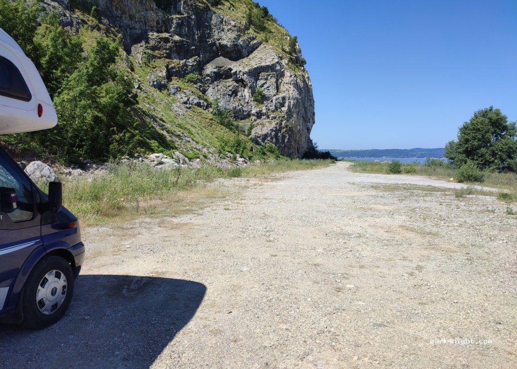 (12223) Golubac - — foto