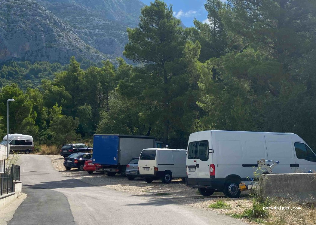(21300) Makarska - 320 Lulićeva ulica — foto