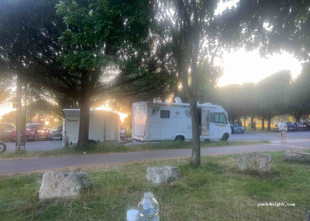 (PO5 2ET) Portsmouth - Ave De Caen — foto 3