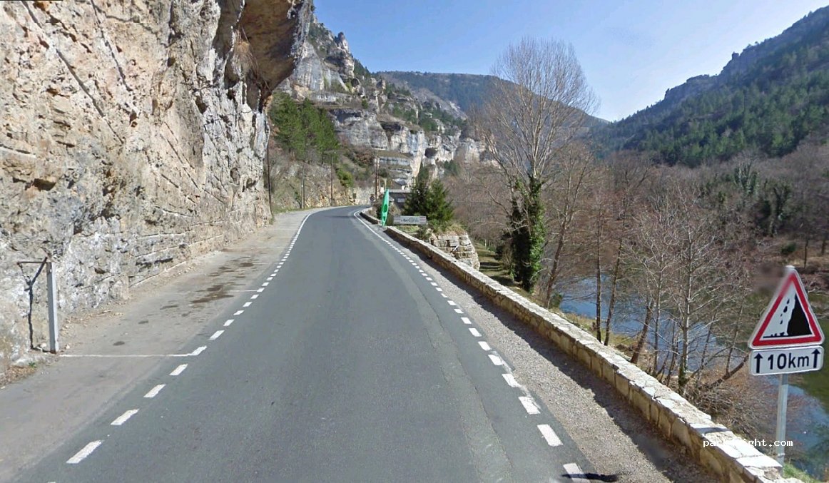 (48210) Sainte-Énimie - 6124 Route de Florac — foto