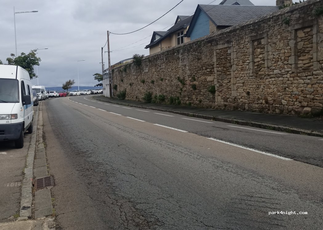 (29100) Douarnenez - 11 Boulevard Camille Reaud — foto