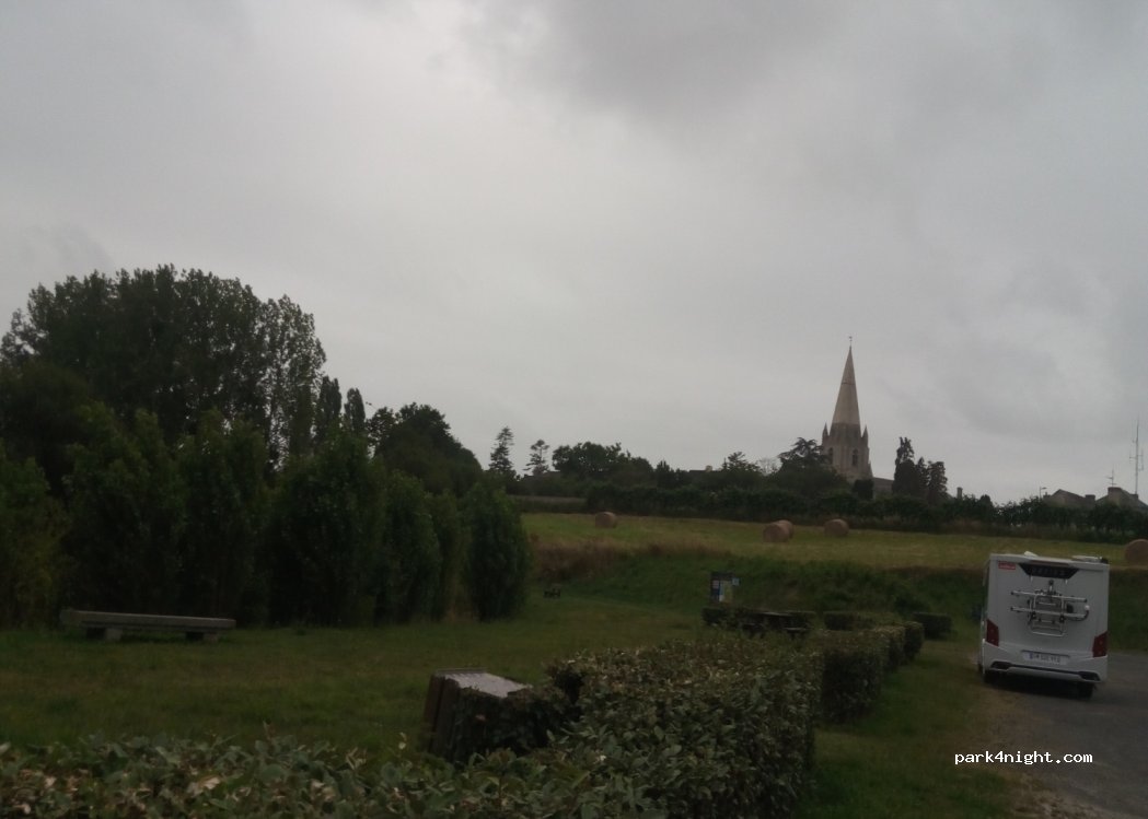 (50660) Quettreville-sur-Sienne - Unnamed Road — foto 3