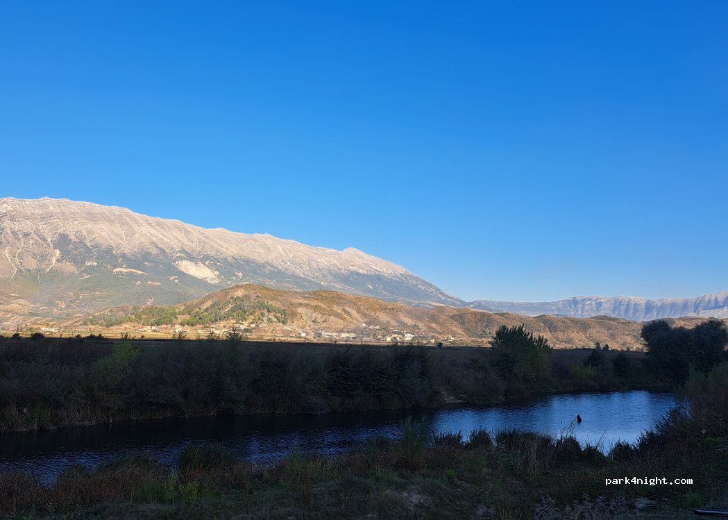 (6013) Valarë - — foto 3