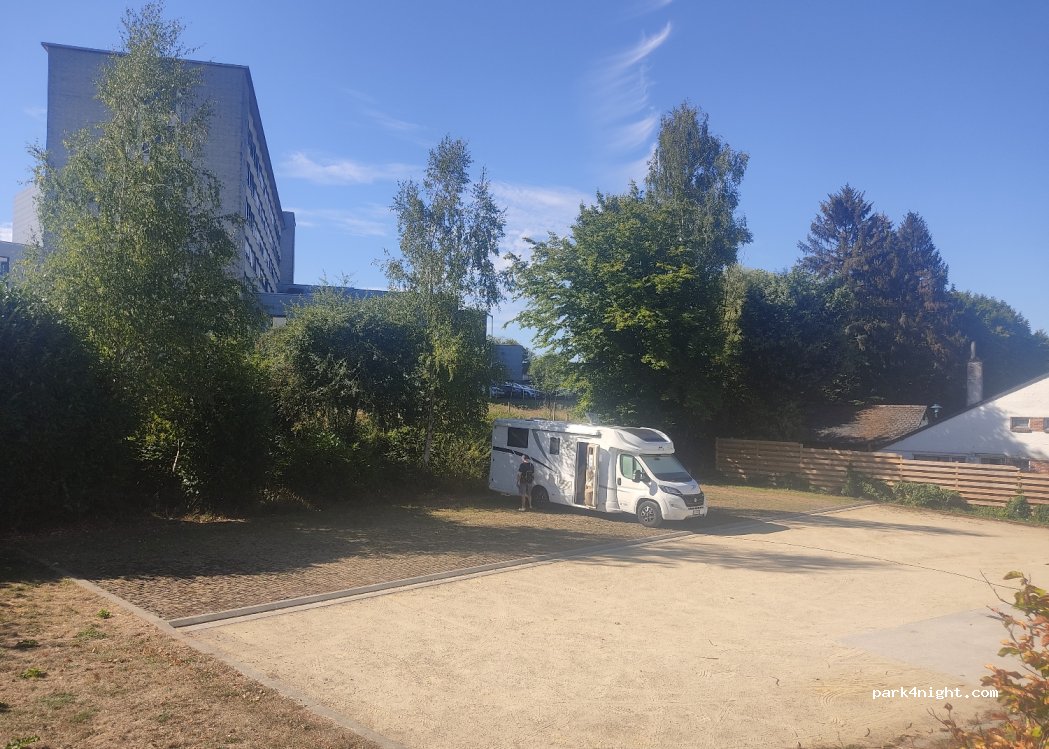Aire de camping-car Chimay — foto 3