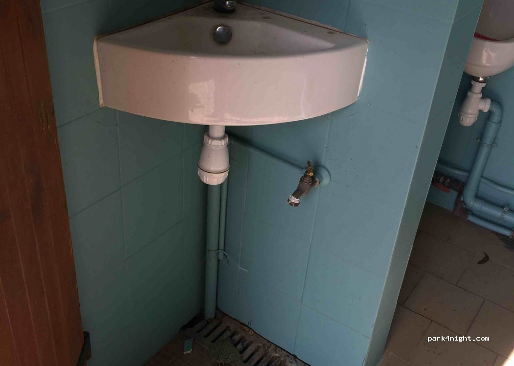 (15170) Neussargues en Pinatelle - 16 Rue du Calvaire — foto