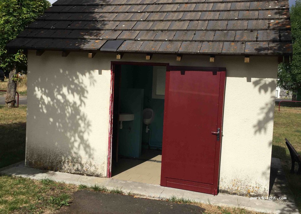 (15170) Neussargues en Pinatelle - 16 Rue du Calvaire — foto 2