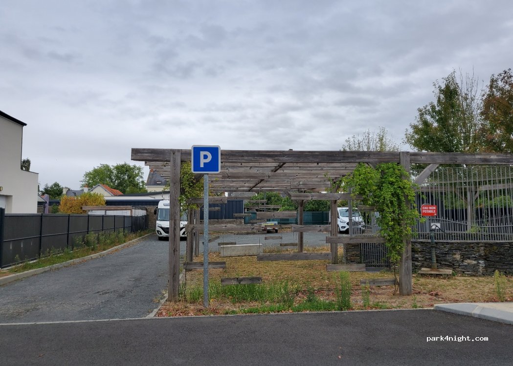 (49130) Les Ponts-de-Cé - 12 Rue Rosa Parks — foto 2