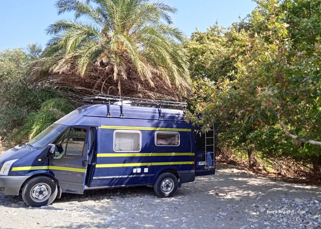 (740 60) Finikas - Eparchiaki Odos Drimiskou-Asomaton — foto