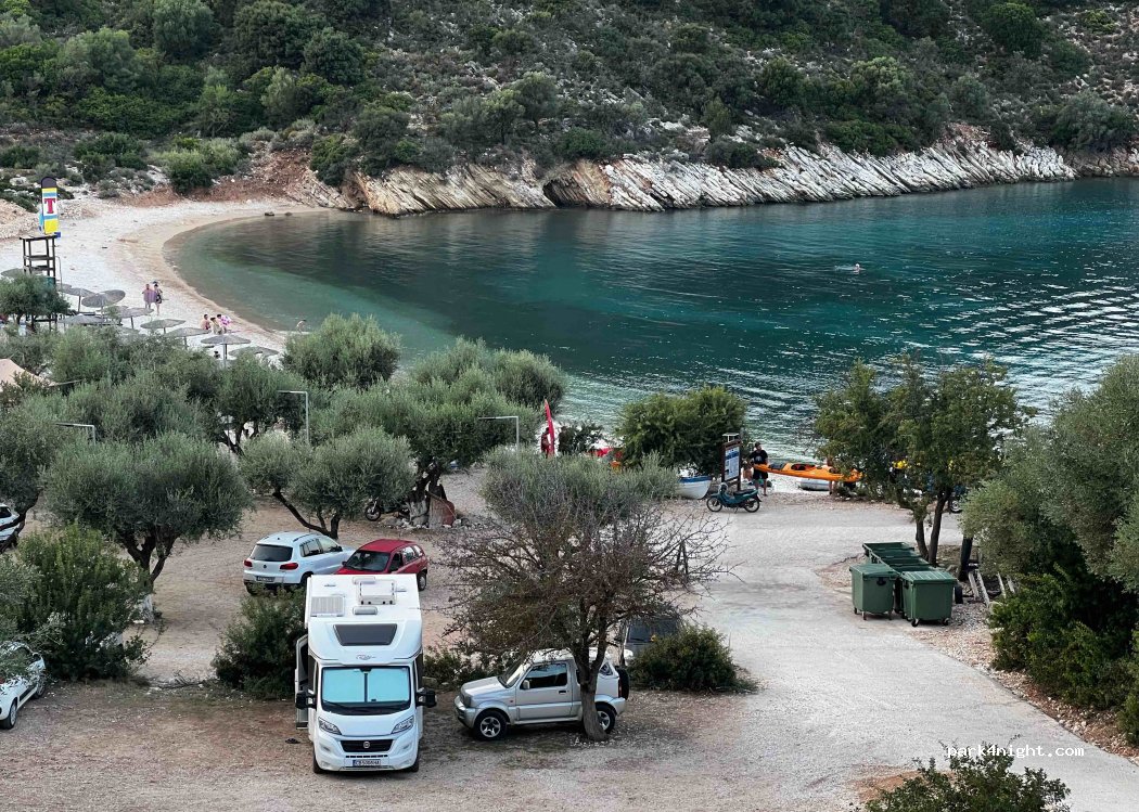 (283 00) Ithaki - Unnamed road — foto 3