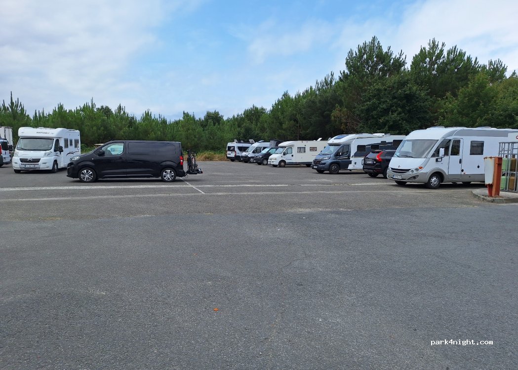 (40660) Messanges - 2447 Route des Lacs — foto 2