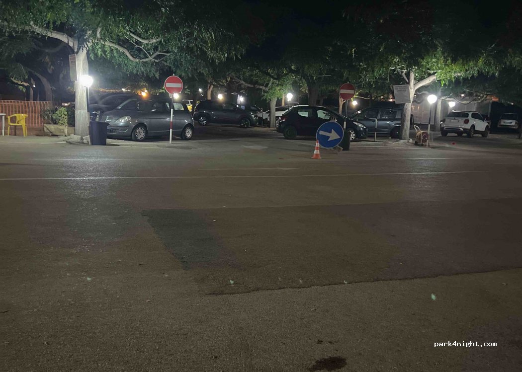 Parcheggio levante — foto