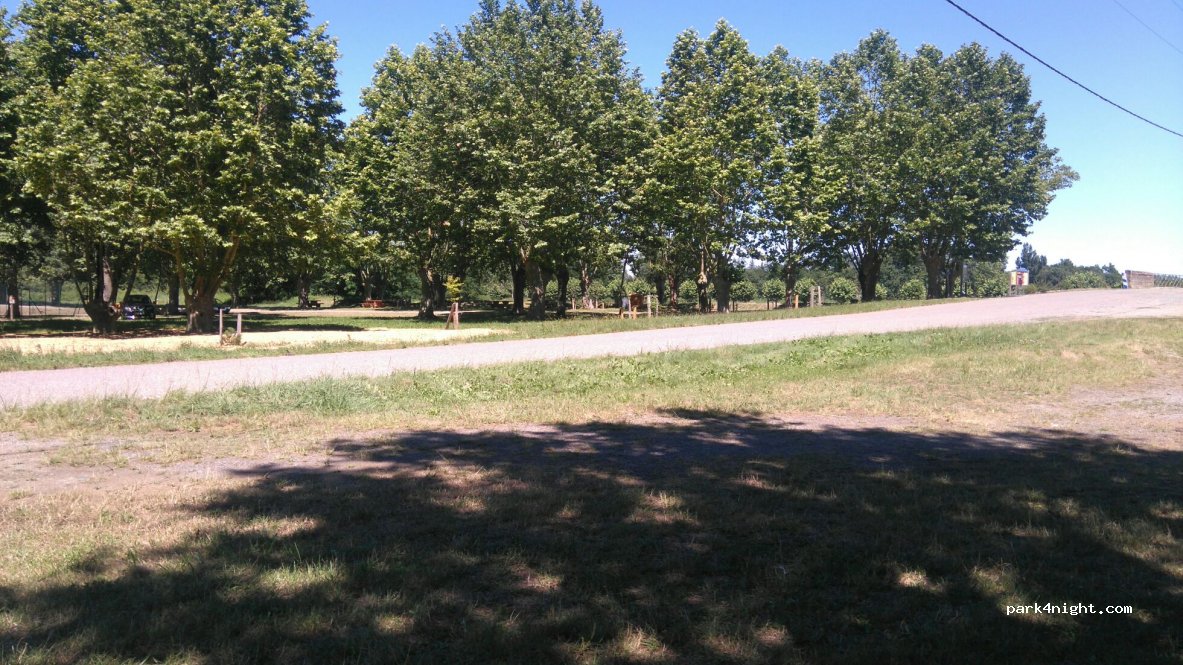 (65700) Labatut-Rivière - 4 Route de Caussade — foto 2