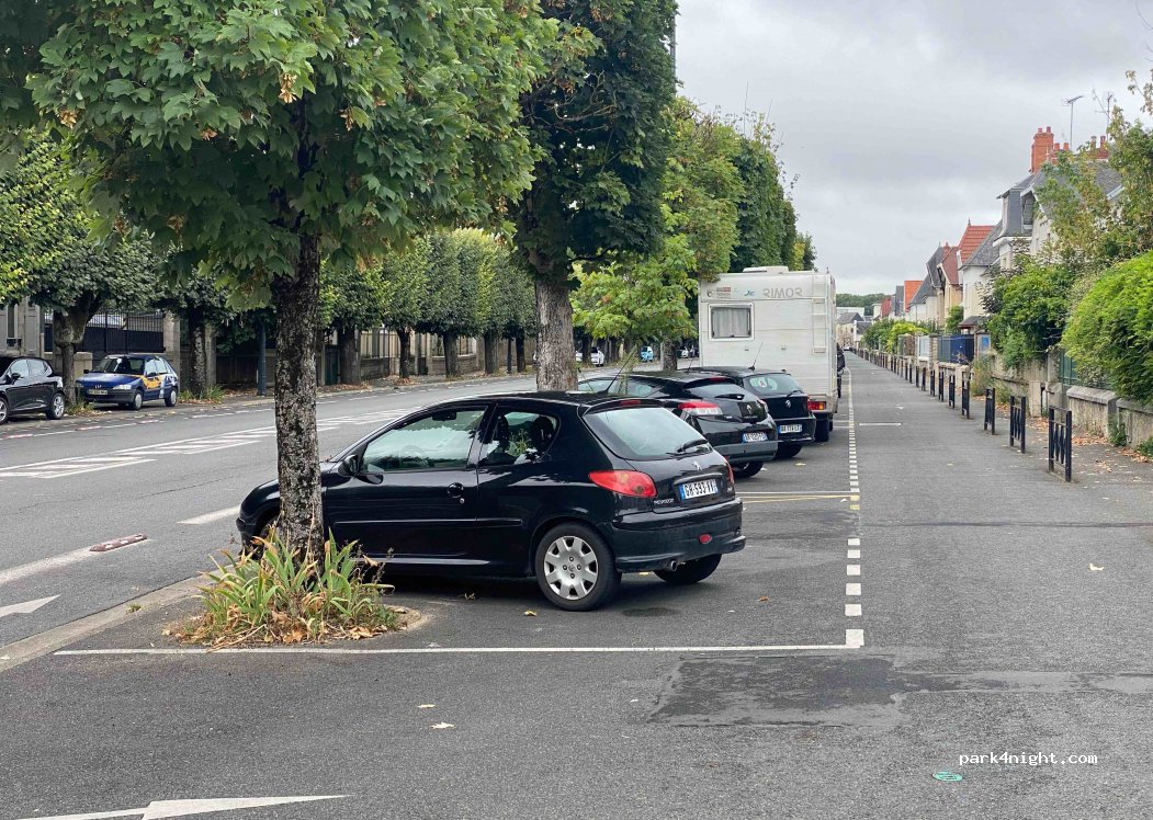 (18000) Bourges - 3 Boulevard Gambetta — foto