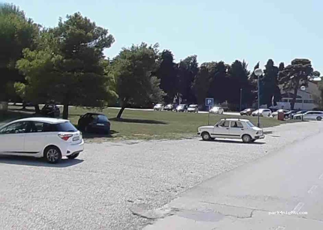 (52212) Fažana - Unnamed Road — foto