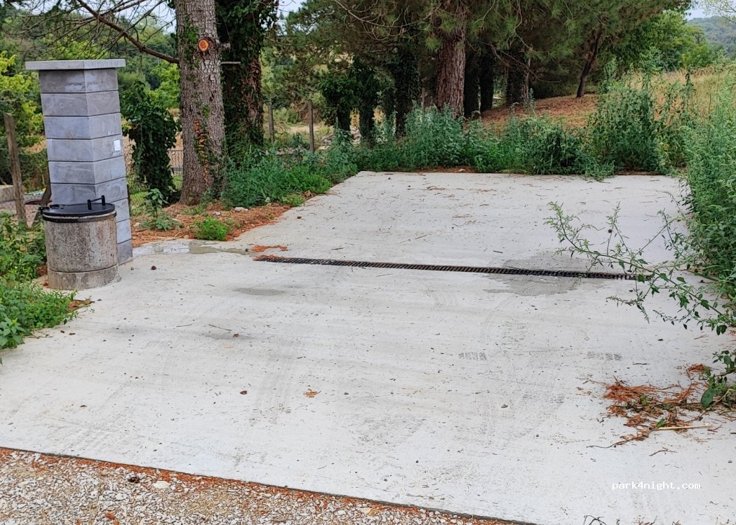Aire de camping-cars de Morlhon-le-Haut — foto