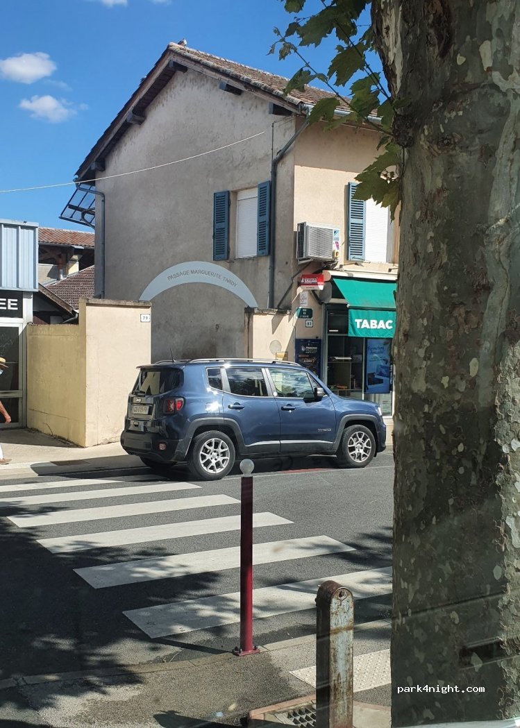 (01140) Saint-Didier-sur-Chalaronne - 79 Rue de l'Église — foto