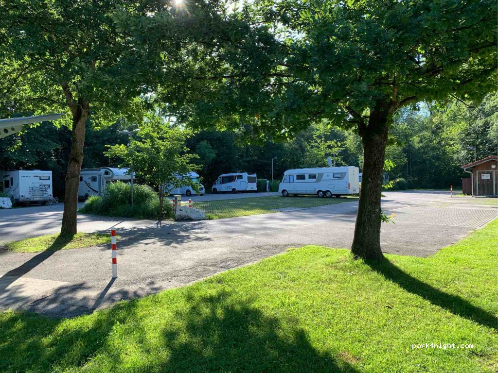Wohnmobilstellplatz an der Therme Bad Aibling — foto 2