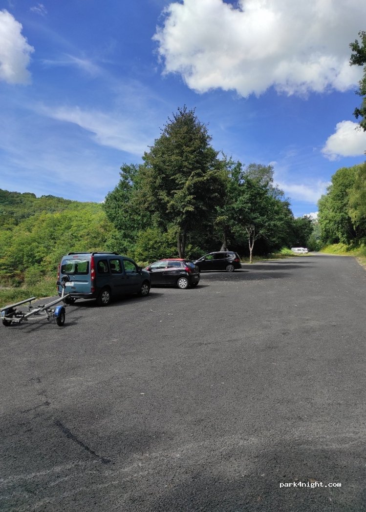 (15140) Saint-Martin-Cantalès - — foto