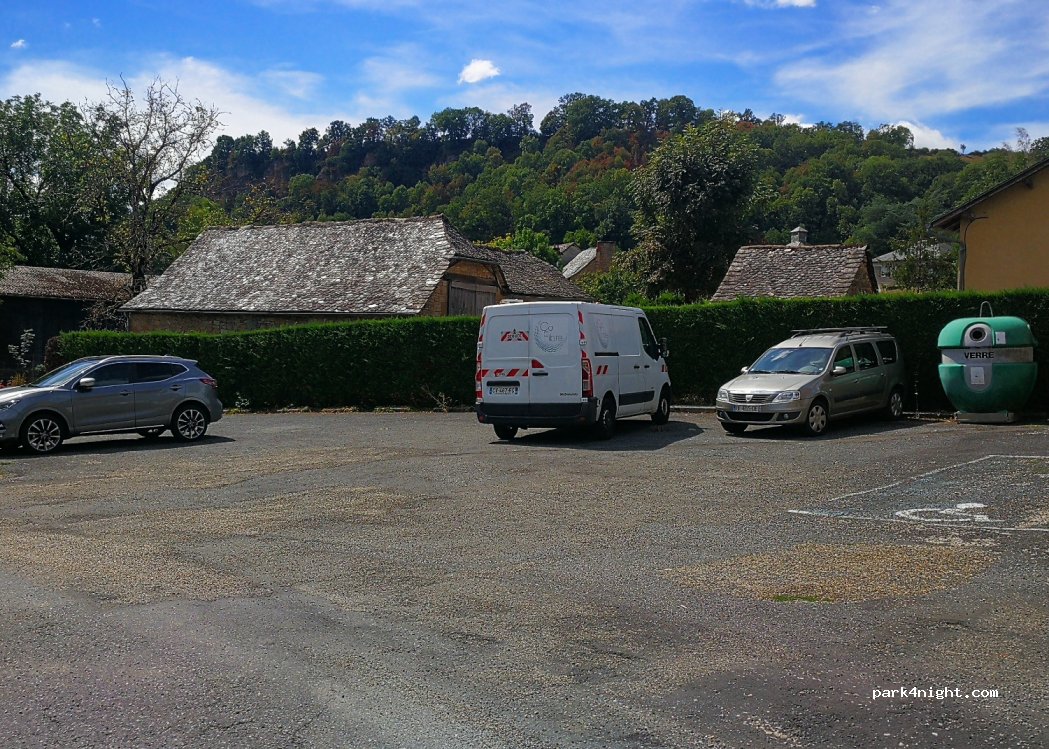 (12330) Muret-le-Château - 104 Muret — foto