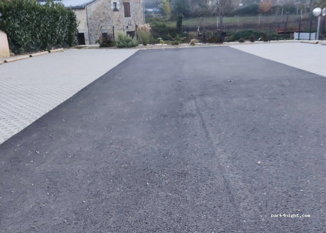 (12330) Muret-le-Château - 104 Muret — foto 2