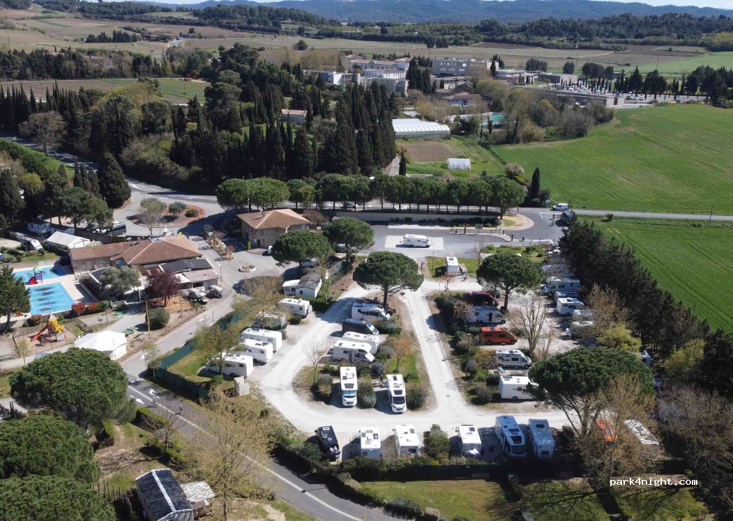 Aire de camping-cars Carcassonne — foto 3