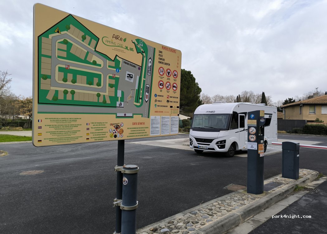 Aire de camping-cars Carcassonne — foto 5