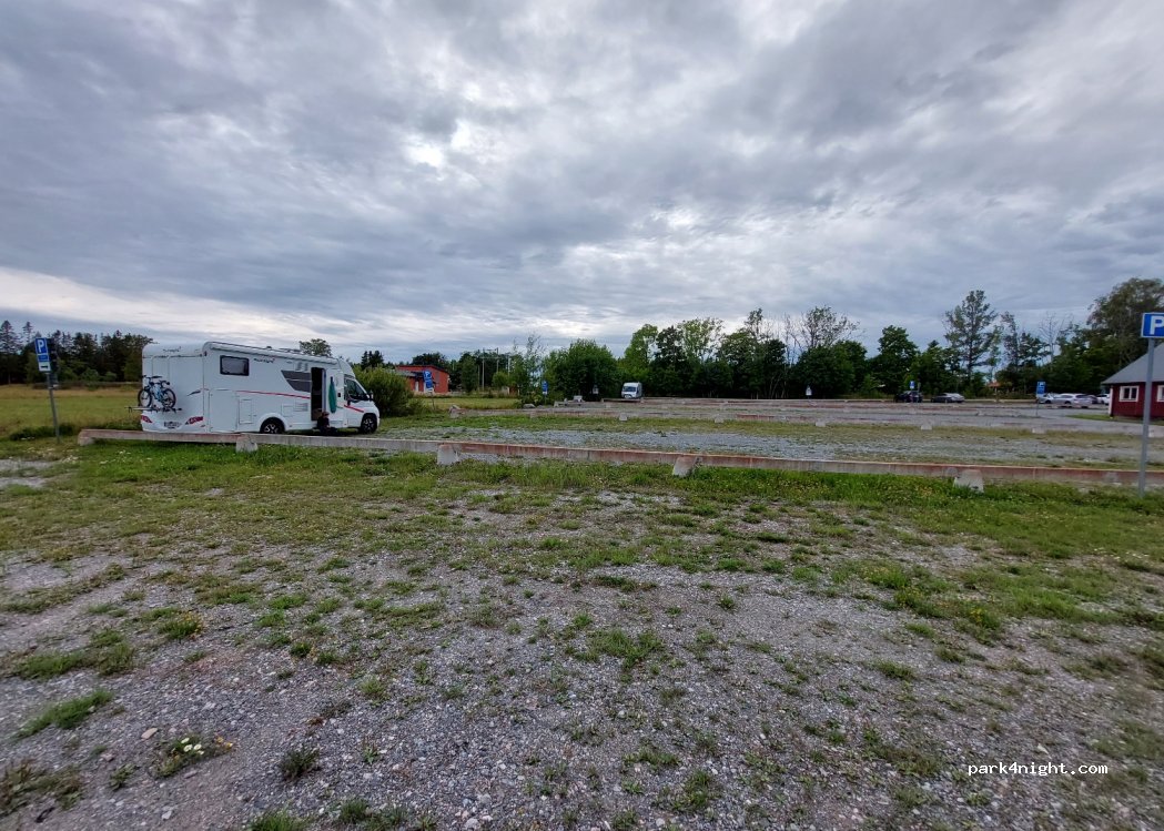 (760 15) Rävsnäs - 8 Erik Olofs väg — foto
