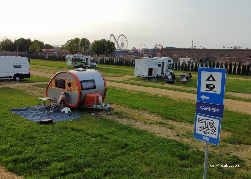 Pole namiotowe Energylandia — foto 2