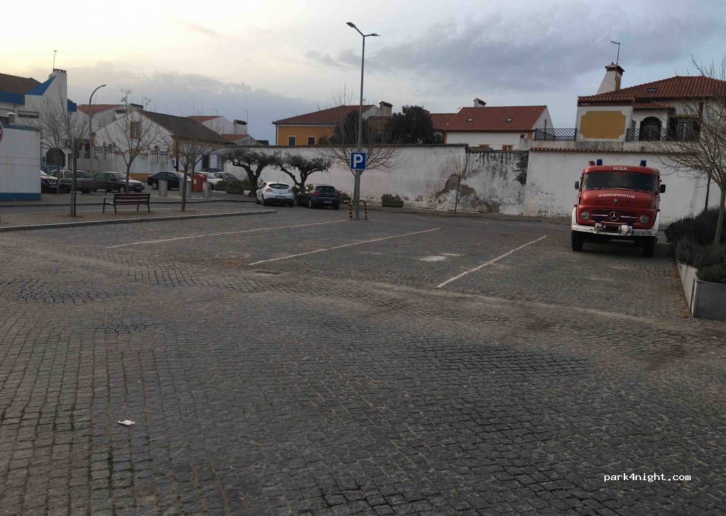(6050) Nisa - 3 Rua dos Lusíadas — foto