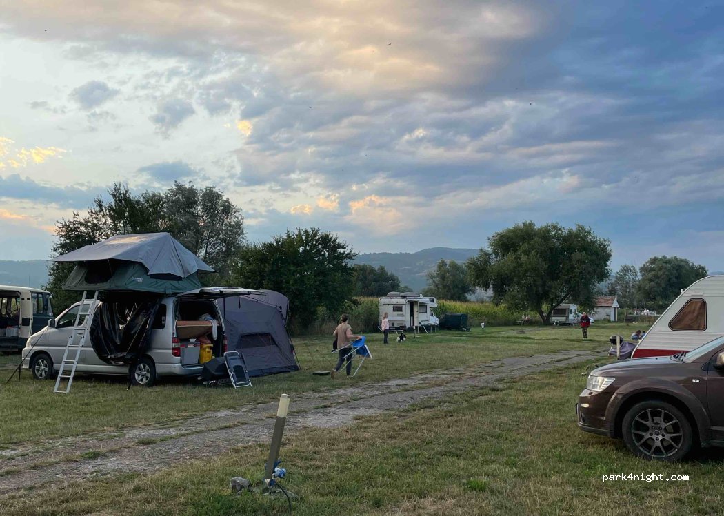 Camping Aurel Vlaicu — foto 4