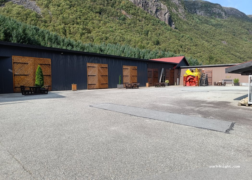 (4335) Dirdal - 54 Hunnedalsvegen — foto 3