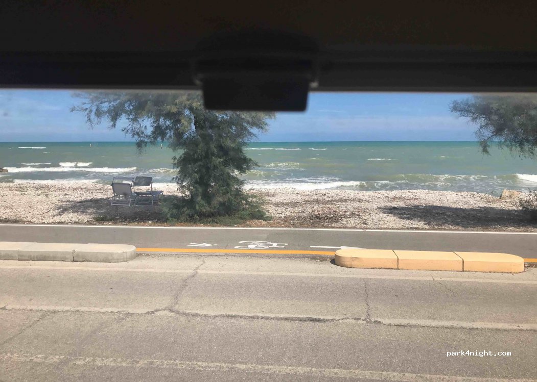 (64026) Roseto degli Abruzzi - 88 Lungomare Trieste — foto