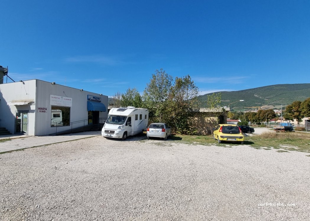 (06046) Norcia - 2 Via Meggiana — foto 3