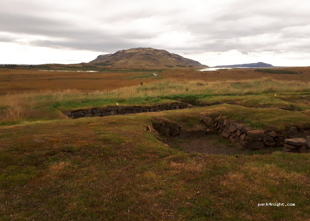 (806) Skálholt - Skalholtskirkja — foto