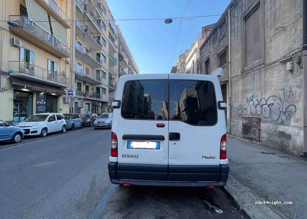 (95123) Catania - 90 Piazza Spedini Vincenzo — foto 3