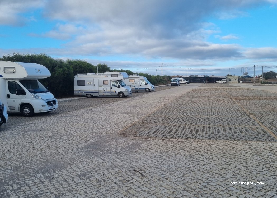 (7520-421) Sines - Ilha do Pessegueiro — foto 4